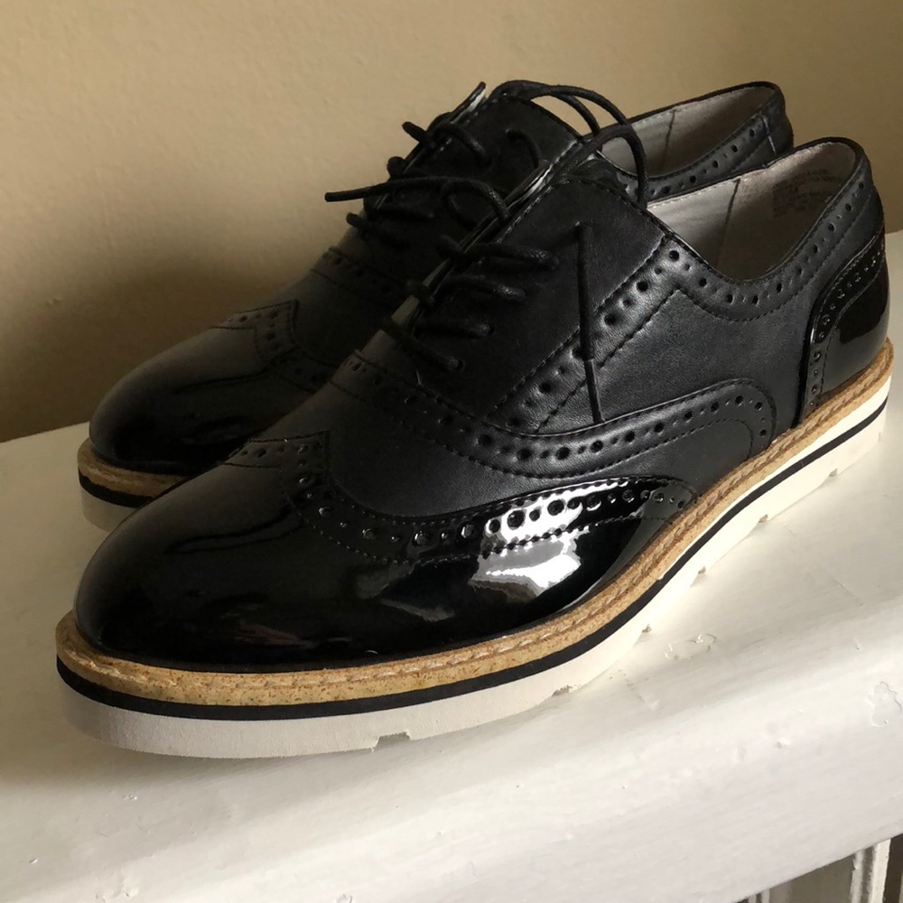 WHITE MOUNTAIN; Oxfords *NWT* never worn